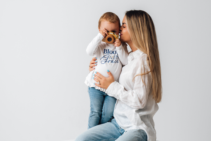 Tia Verdev iskreno o Švici: Delodajalci preverjajo tudi vaše profile