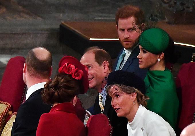 Kate in William sta klepetala s številnimi, a s Harryjem in Meghan nista. | Foto: Reuters