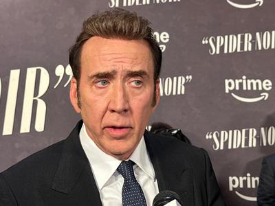 Nicolas Cage tudi uradno Nicolas Cage