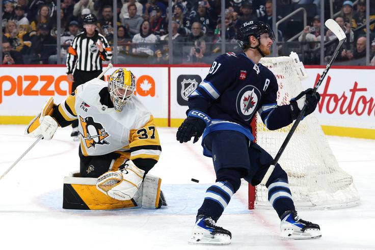 Winnipeg Jets so končali osem tekem dolg niz Pittsburghovega zbiranja točk. | Foto: Reuters