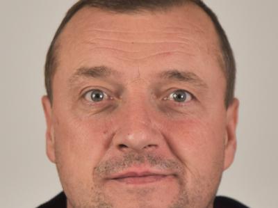 Policija delila fotografijo osumljenca, ki ga intenzivno išče zaradi več sumov kaznivih dejanj
