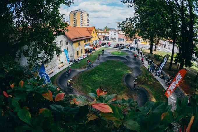 ''Ob našem prvem odprtju koloparka v Šiški je bil naval obiska tako velik, da Mestna občina Ljubljana kar ni mogla verjeti, da je kaj takšnega možno,'' pove Mahkovec. | Foto: Kolesarsko društvo Rajd