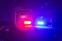 Velikonočna groza pri sosedih: mamo štirih otrok zabodel in ustrelil