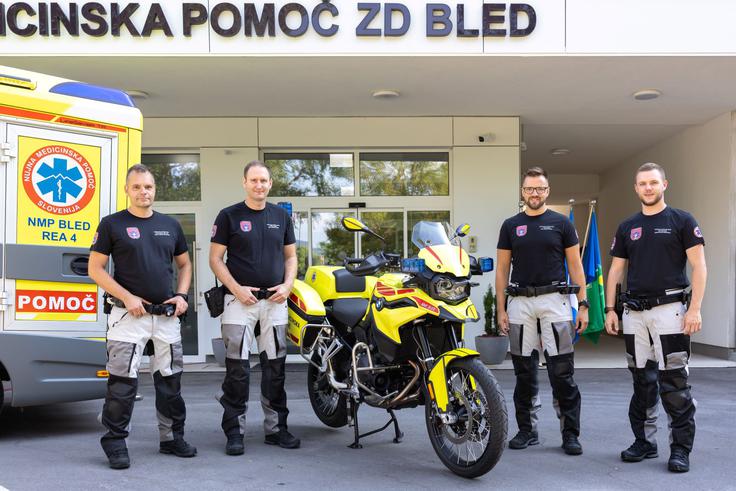 Reševalci ZD Bled z novo pridobitvijo | Foto: Nejc Pernek
