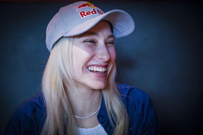 Janja Garnbret | Janja Garnbret je v Miamiju, kjer je obiskala tudi Gorana Dragića, ki jo je naučil nekaj košarkarskih trikov. | Foto Ana Kovač