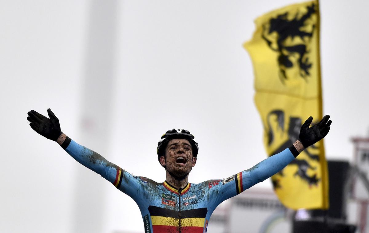 Wout van Aert | Zmagovalec pete etape je postal Belgijec Wout van Aert. | Foto Reuters