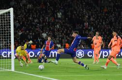 Prvaki v poslastici strli Barcelono, Oblakov Atletico do točke v Stuttgartu