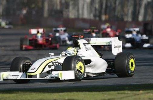 Jenson Button zmagal v Melbournu
