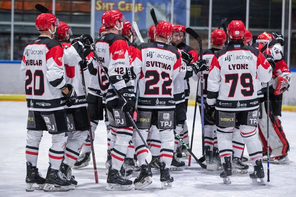 Jeseničani že na na pol poti do polfinala