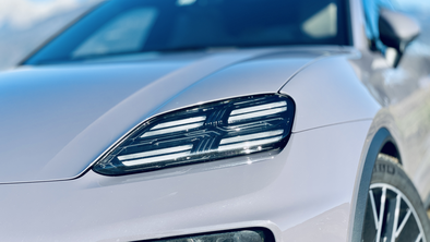 Porsche je s tretjim modelom dosegel pomemben mejnik #foto