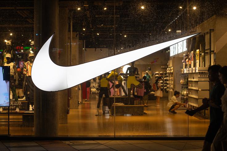 Velika težava za Nike je Kitajska, eden od tradicionalno največjih trgov podjetja, kjer je prodaja izdelkov Nike močno upadla.  | Foto: Shutterstock