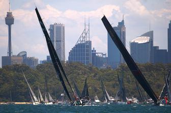 Na sloviti regati Sydney - Hobart umrla dva jadralca