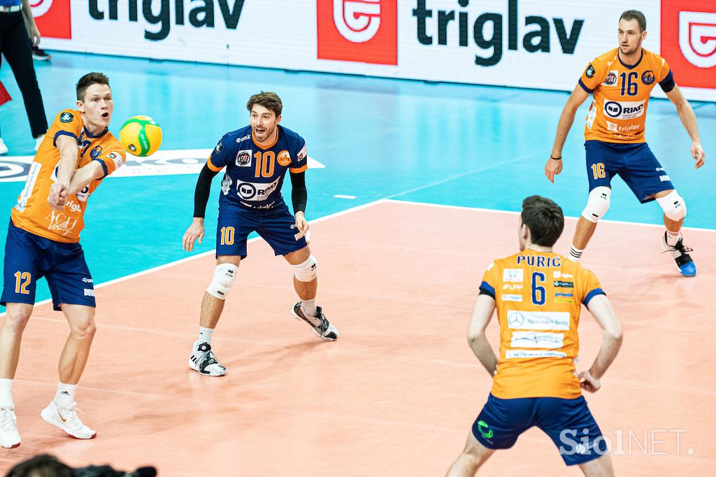 ACH Volley Kuzbass Kemerovo