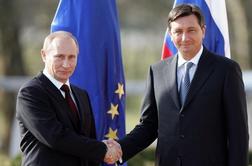 Pahor pisal Putinu: Sprejmite, prosim, vabilo na slovesnost pri Ruski Kapelici