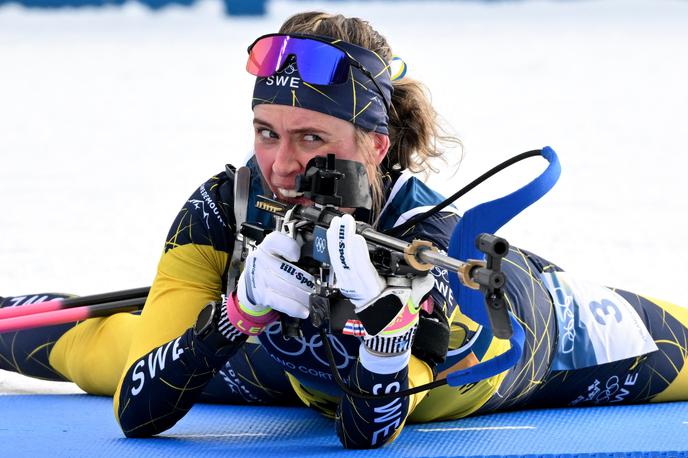 Elvira Öberg | Elvira Öberg se je z rojaki veselila zmage. | Foto Reuters