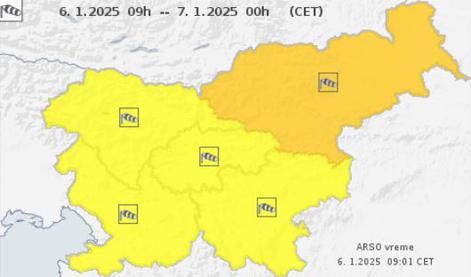 Oranžno opozorilo za severovzhod Slovenije. "Lendavo bo vsak čas odpihal."