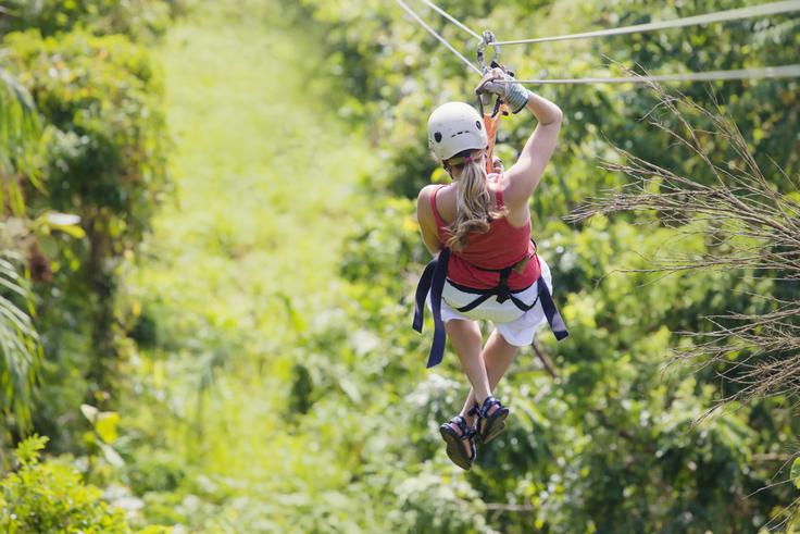 V Posočju sta obiskovalcem na voljo kar dva zipline parka. Fotografija je simbolična. Foto: Getty Images | Foto: 