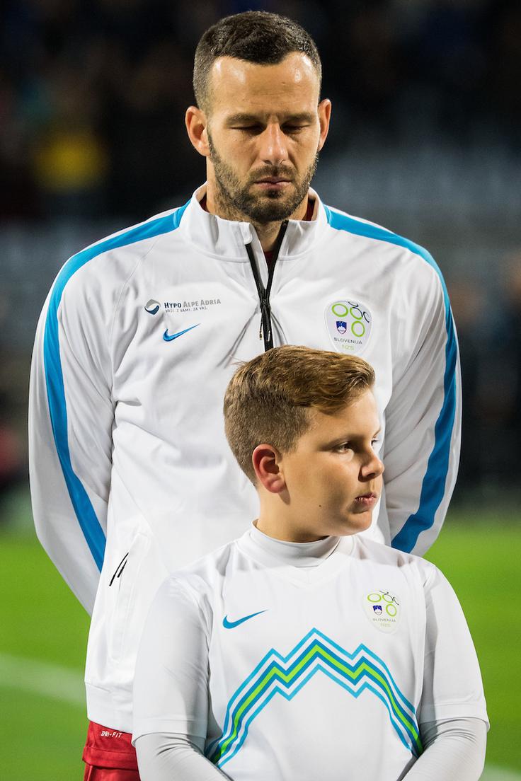 Reprezentančno kariero je sklenil po povratni tekmi dodatnih kvalifikacij za EP 2016, ko je Slovenija remizirala z Ukrajino (1:1). | Foto: Vid Ponikvar