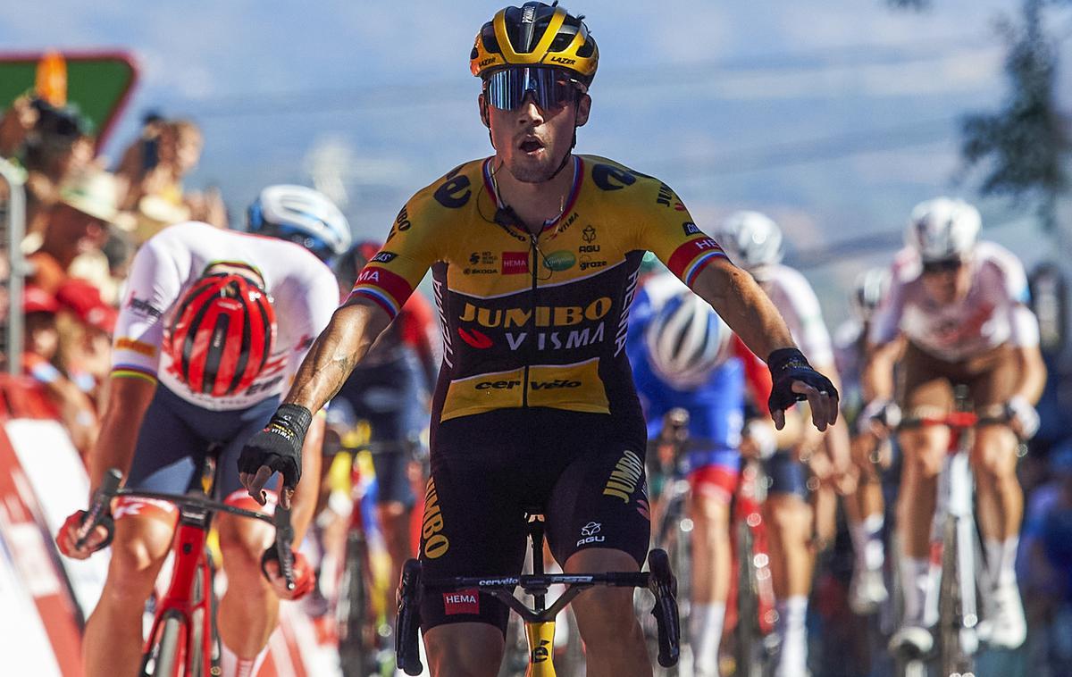 Primož Roglič, Vuelta 22, 21 | Primož Roglič je dočakal jubilejno deseto letošnjo etapno zmago, skupno pa je v karieri vpisal že 75. zmago. | Foto Guliverimage