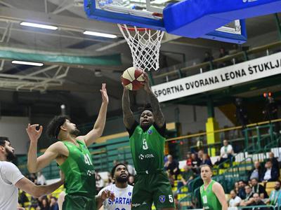 Krka premagala vodilne v skupini za obstanek, v Stožice prihaja evroligaš