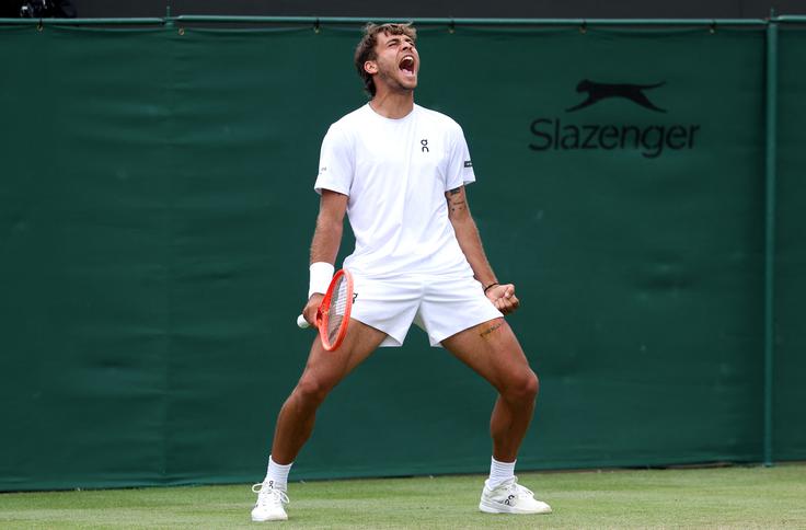 Flavio Cobolli se je prvič v karieri uvrstil v četrtfinale grand slama. | Foto: Reuters