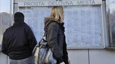 Gospodarska gibanja: Trošenje začenja prispevati k rasti