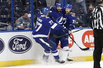 Tampa Bay in Vegas korak pred drugim krogom končnice NHL