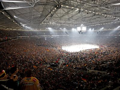 Uvod hokejskega SP 2027 v Schalke Areni v Gelsenkirchnu