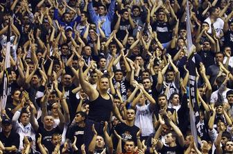 Evroliga kaznovala Partizan zaradi navijačev