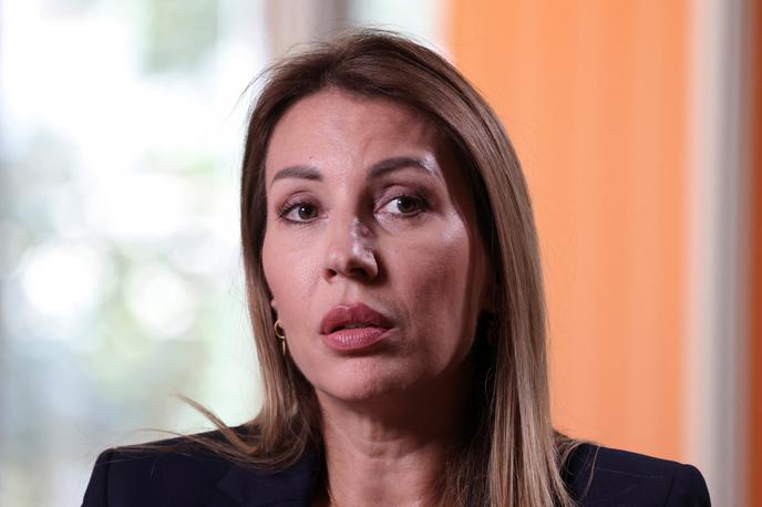 Dubravka Đedović Handanović | "Morda se soočamo z nekaterimi najtežjimi odločitvami v sodobni zgodovini Srbije," je odločitev ZDA komentirala srbska ministrica za energetiko Dubravka Đedović Handanović. | Foto Reuters