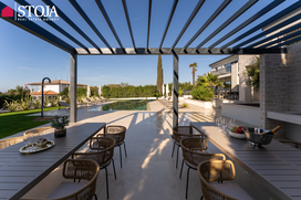 La Residenza Poreč, Stoja Trade