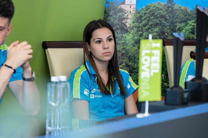 Sara Tokić je proti 80. igralki sveta nize izgubila na sedem, devet in tri točke. | Foto: Katja Kodba/STA