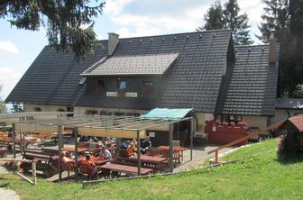 Ruška koča (1250 m)
