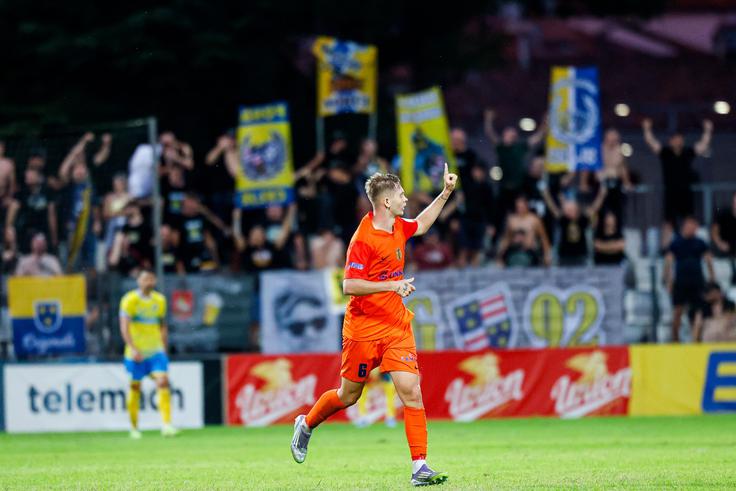 Celjani so v tej sezoni na Bonifiki po zaostanku z 0:3 v zadnjih minutah izenačili na 3:3 in ostali neporaženi. | Foto: Aleš Fevžer