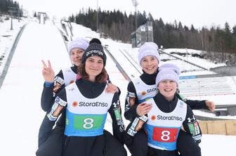 Velik uspeh mladih slovenskih skakalk