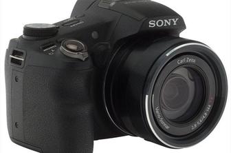 Ocenili smo: Sony Cyber-shot DSC-HX200V