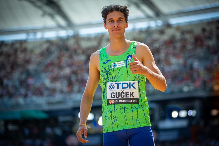 Matic Ian Guček že pogleduje proti Parizu. | Foto: Peter Kastelic/AZS