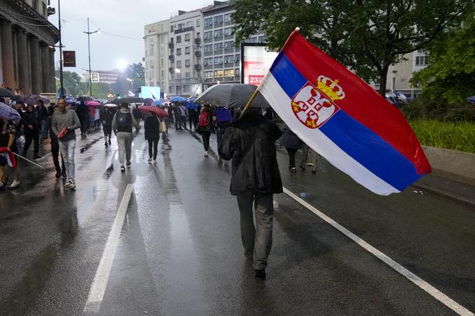 Vučić je danes naznanil tudi, da bodo kmalu po prazniku Vidov dan 28. junija začeli formiranje Gibanja za narod in državo, katerega sedež bo SNS. Več podrobnosti o tem ni podal. | Foto: AP / Guliverimage