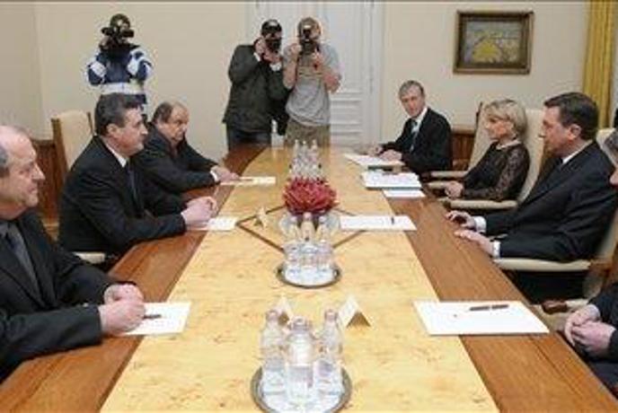 Pahor Erniši zagotovil strpno sodelovanje