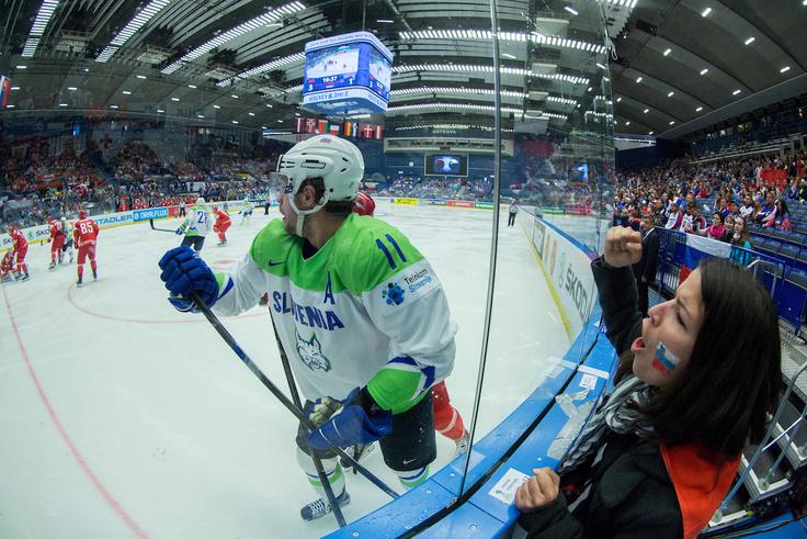 Leta 2015 je zadnjič igral za slovensko reprezentanco na SP. Takrat je rise vodil njegov oče Matjaž Kopitar. | Foto: Vid Ponikvar