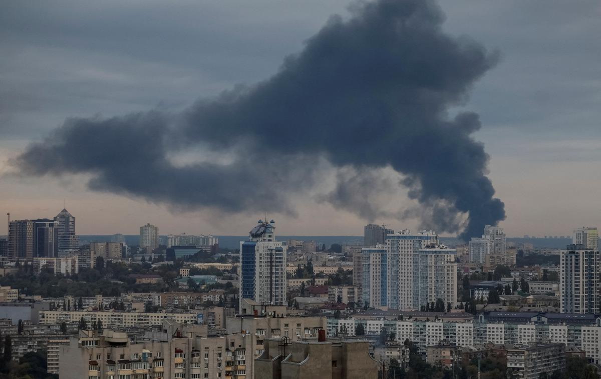 Kijev | ZDA naj bi sprejetje načrta ponovno pogojevale z umikom vojaških obveščevalnih podatkov in vojaške pomoči. | Foto Reuters