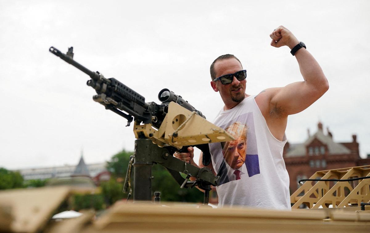 Vojaška parada v ZDA | Aktivnosti ob 250. obletnici ustanovitve ameriške vojske potekajo že od dopoldanskih ur. | Foto Reuters