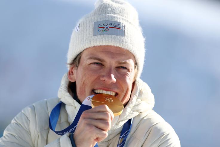 Johannes Hoesflot Klaebo je osvojil šesto olimpijsko odličje. | Foto: Reuters