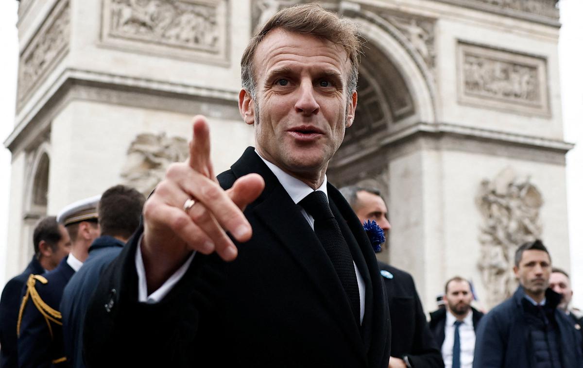 Emmanuel Macron | Načrt francoskega predsednika Emmanuela Macrona je usmerjen v krepitev obrambnih zmogljivosti in ozaveščanje javnosti o varnostnih grožnjah, hkrati pa poskuša pridobiti približno 50 tisoč prostovoljcev – približno šest odstotkov ciljne starostne skupine – letno do leta 2035. | Foto Reuters
