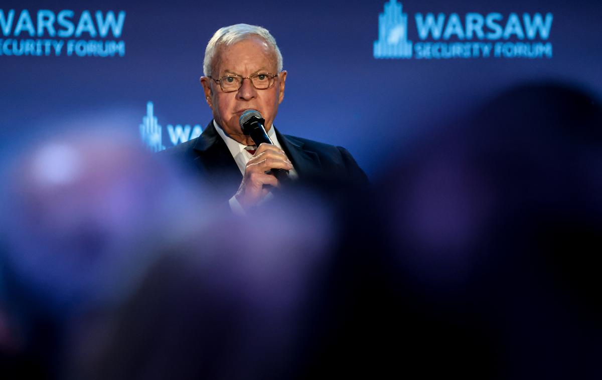 Keith Kellogg | Keith Kellogg: Vladimir Putin mora zdaj preračunati, koliko "bolečine" lahko Rusija še prenese, preden bo sprejela odločitve, ki bodo morda ključne za začetek konca vojne v Ukrajini.  | Foto Reuters