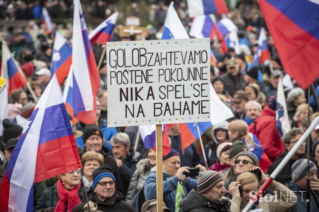 Protestni shod upokojencev, ki ga je pripravila ljudska iniciativa Glas upokojencev Slovenije. Upokojenci