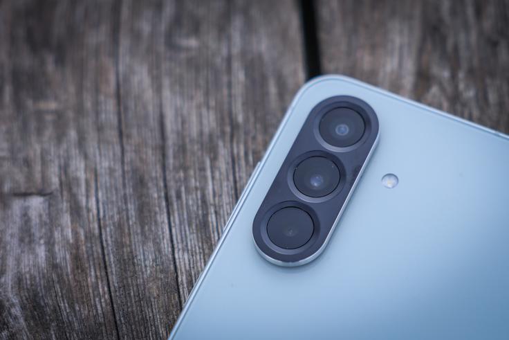 Kamere na zadnji strani pametnega telefona Samsung Galaxy A56 5G | Foto: Ana Kovač