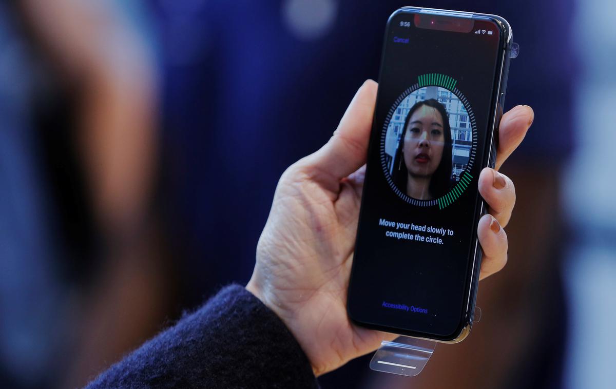 iPhone X, razpoznava obraza, umetna inteligenca | Foto Reuters