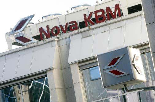 Razlaščenci s tožbami nad Banko Slovenije in šest bank