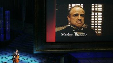 Dan, ko je Marlon Brando zavrnil oskarja (video)